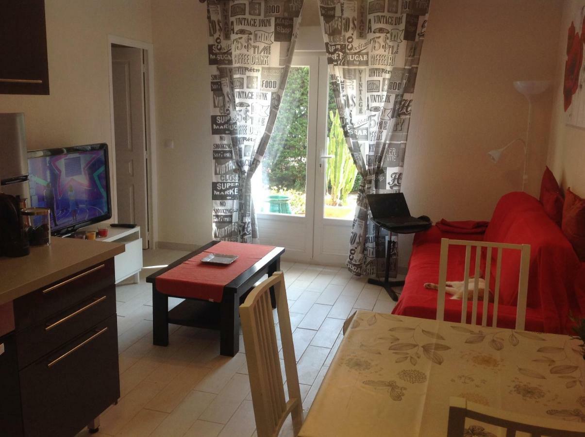 Rez De Villa Pebrier Fréjus Exterior foto